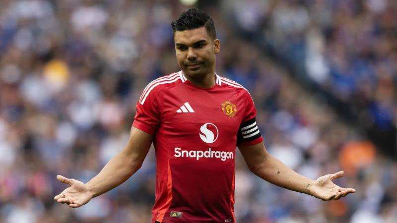 Cầu Thủ Tiền Vệ Phòng Ngự Xuất Sắc - Trái Tim Thầm Lặng 2 Casemiro (Manchester United)